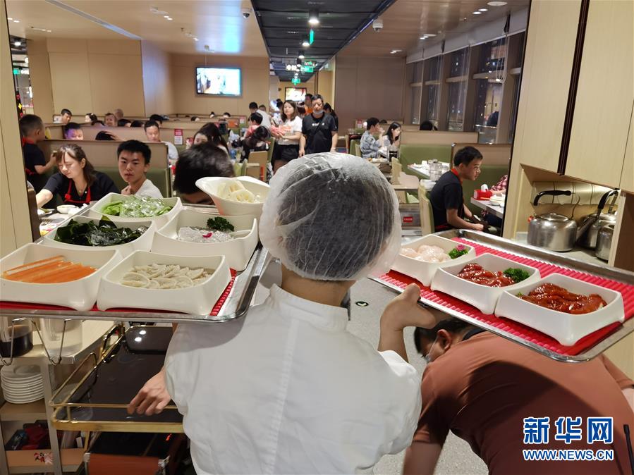 （在習近平新時代中國特色社會主義思想指引下——新時代新作為新篇章·習近平總書記關切事·圖文互動）（2）珍惜盤中餐，狠剎浪費風——各地積極行動堅決制止餐飲浪費