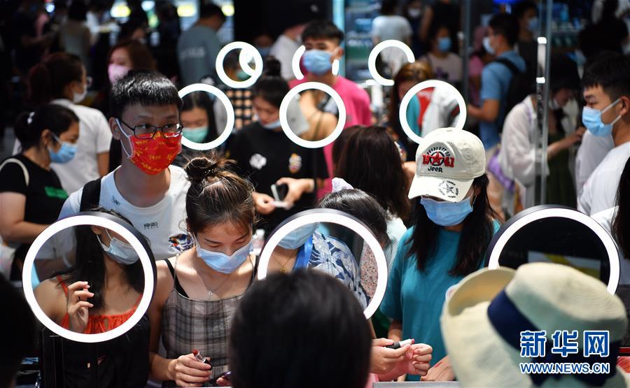 （新華全媒頭條·聚焦三季度經(jīng)濟·圖文互動）（15）逐季轉(zhuǎn)好 穩(wěn)定復蘇——透視中國經(jīng)濟“三季報”