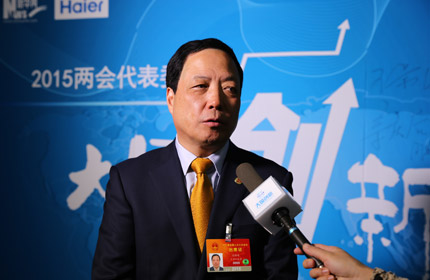 “一個(gè)技術(shù)點(diǎn)上的創(chuàng)新，形成一個(gè)體系的技術(shù)創(chuàng)新，再形成一個(gè)體系的標(biāo)準(zhǔn)。”